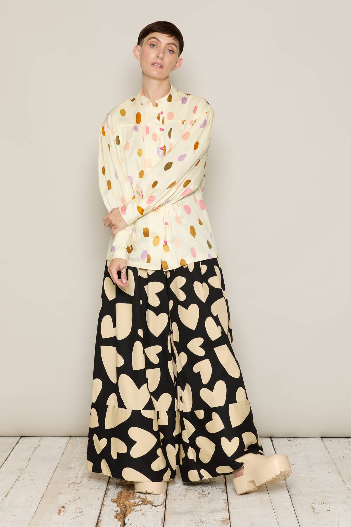 Beata Blouse in Cream Colour - Image 3